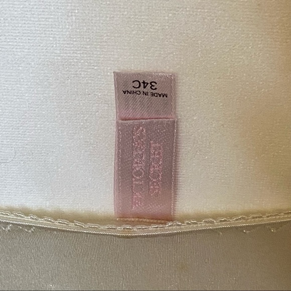 VINTAGE Victoria Secret Ivory body suit - Picture 5 of 9